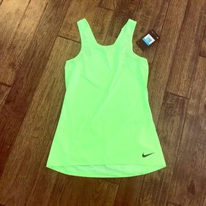 Nike hypercool tank